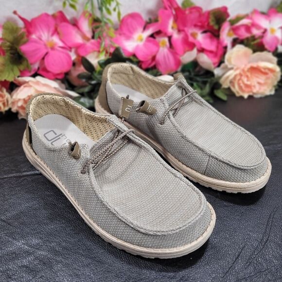 NWOT Hey Dude Wendy Sox Sand Shell - Picture 6 of 10